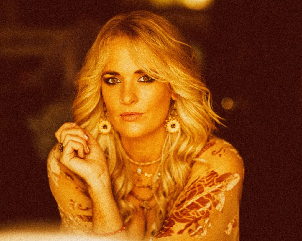 Elles Bailey June 25 Blackham Images